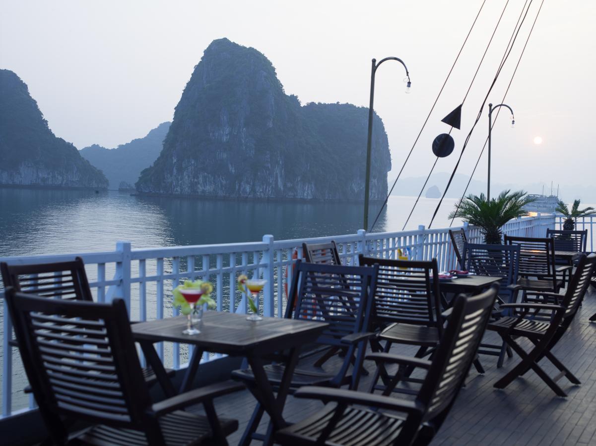 Garden Bay Legend Cruise Hotel Hạ Long Ngoại thất bức ảnh