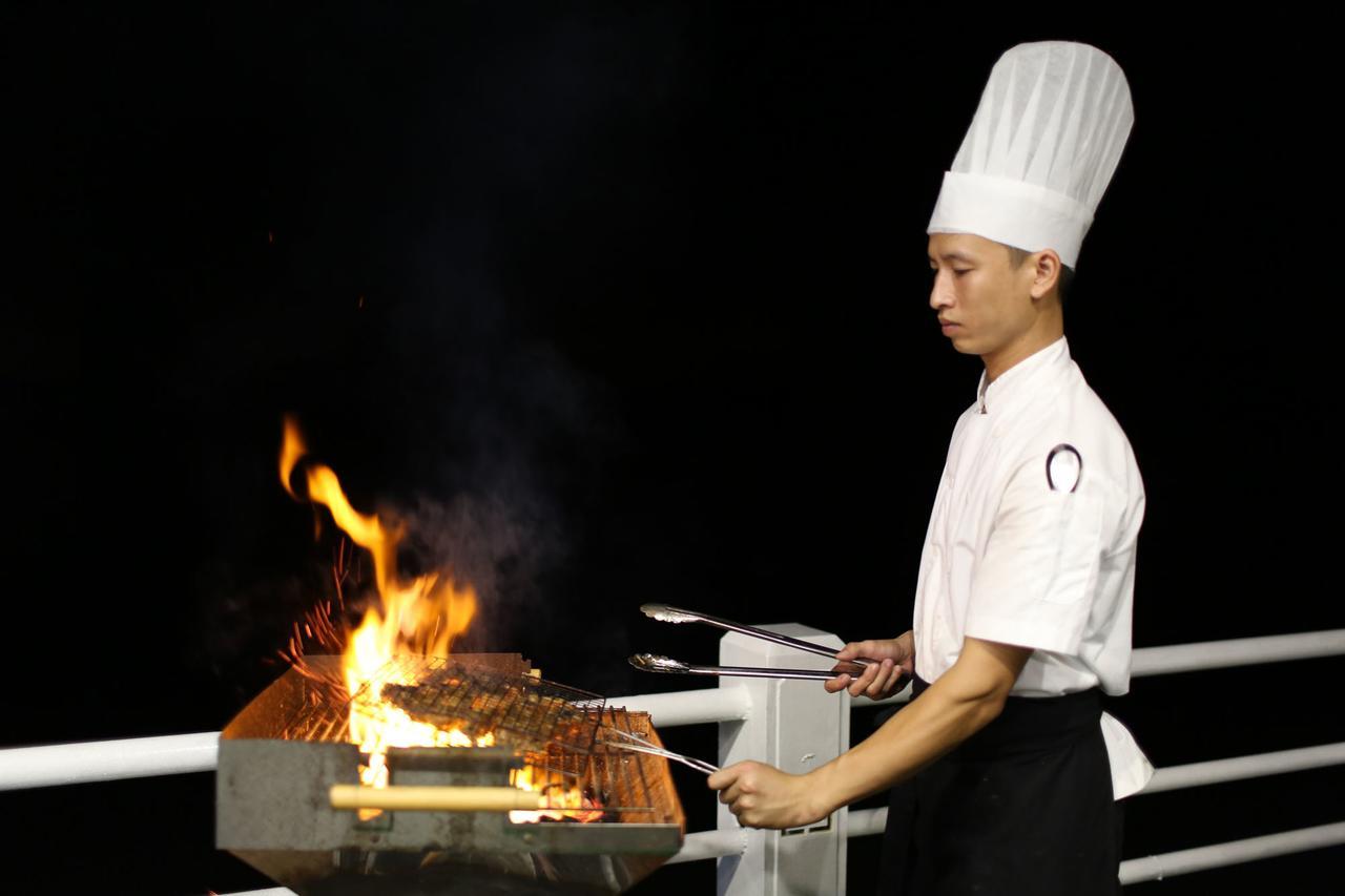 Garden Bay Legend Cruise Hotel Hạ Long Ngoại thất bức ảnh